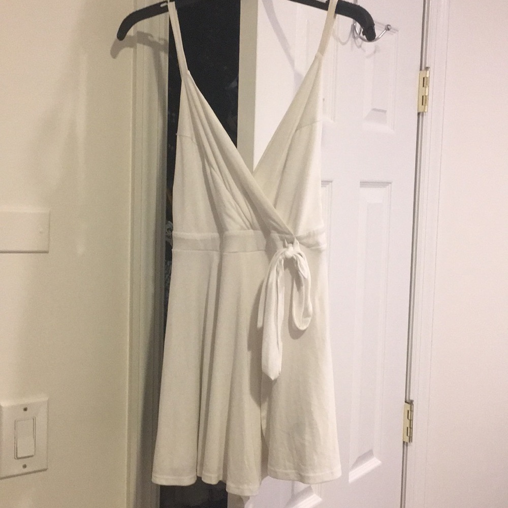 Beautiful white urban outfitters romper.